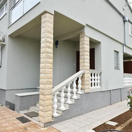 Marica Ubytování v soukromí Vrsi